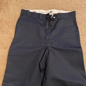 Dickies Twill Work Short Loose Fit 13 inch inseam